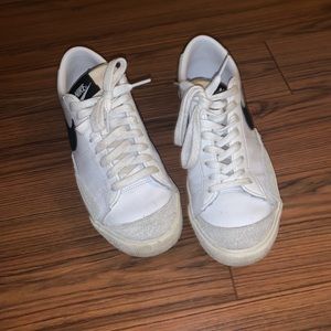 low top nike blazers